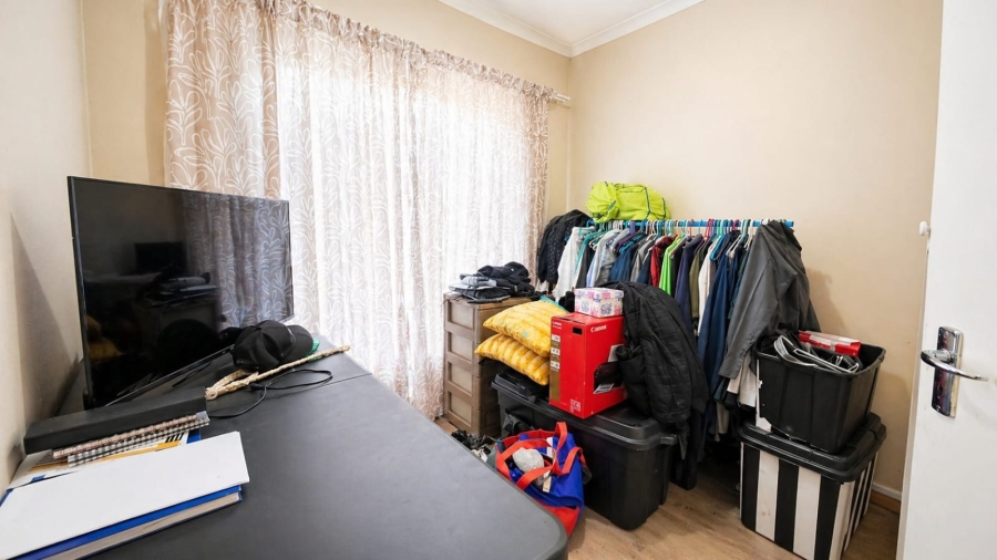 2 Bedroom Property for Sale in Safari Gardens North West
